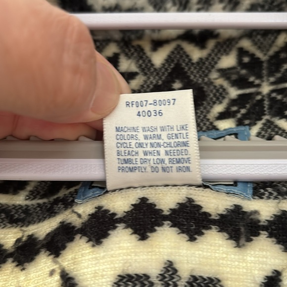 Pendleton Black and Cream Patterned Jacket - Picture 5 of 6